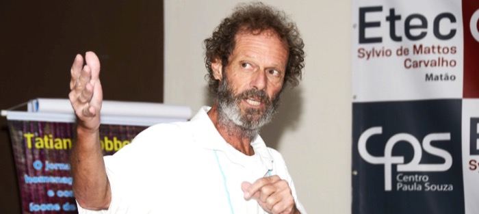 Eduardo Waack. Escritor lançava o livro de poemas 'Alma Brasileira'